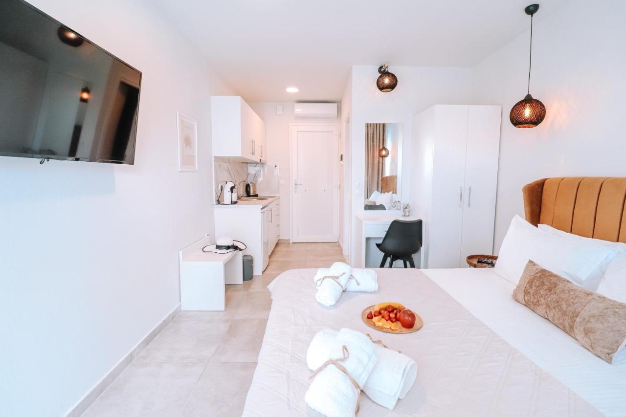 Sithon Diamond Suites 2 ニキティ エクステリア 写真